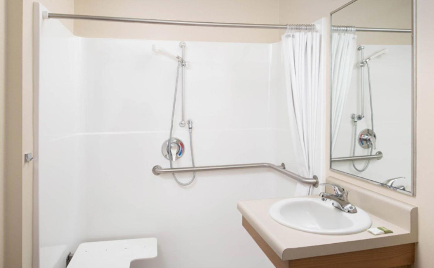 Standard Double Room with Roll-In Shower - Disability Access/Non-Smoking