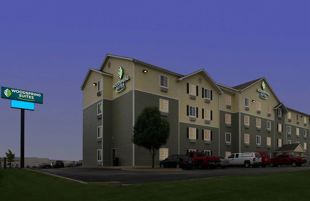 Woodspring Suites Tulsa-1