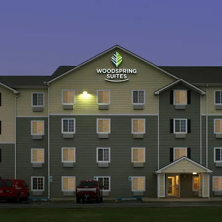 Woodspring Suites Tulsa-3
